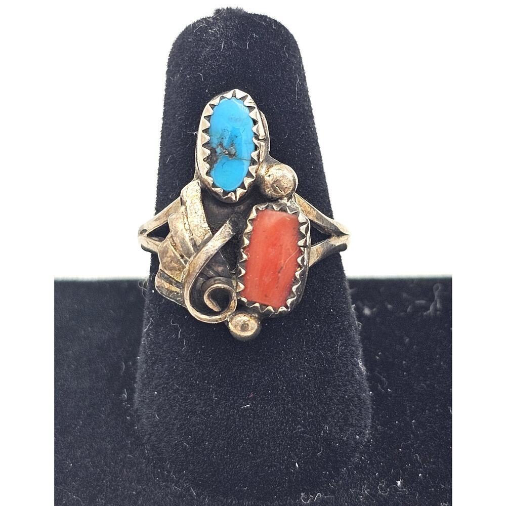 VTG Navajo Native American Sterling Silver Turquois and Red Coral Ring Size 6